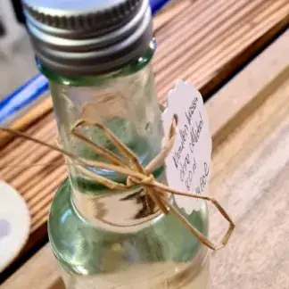 Gesicht und Körper Wasser